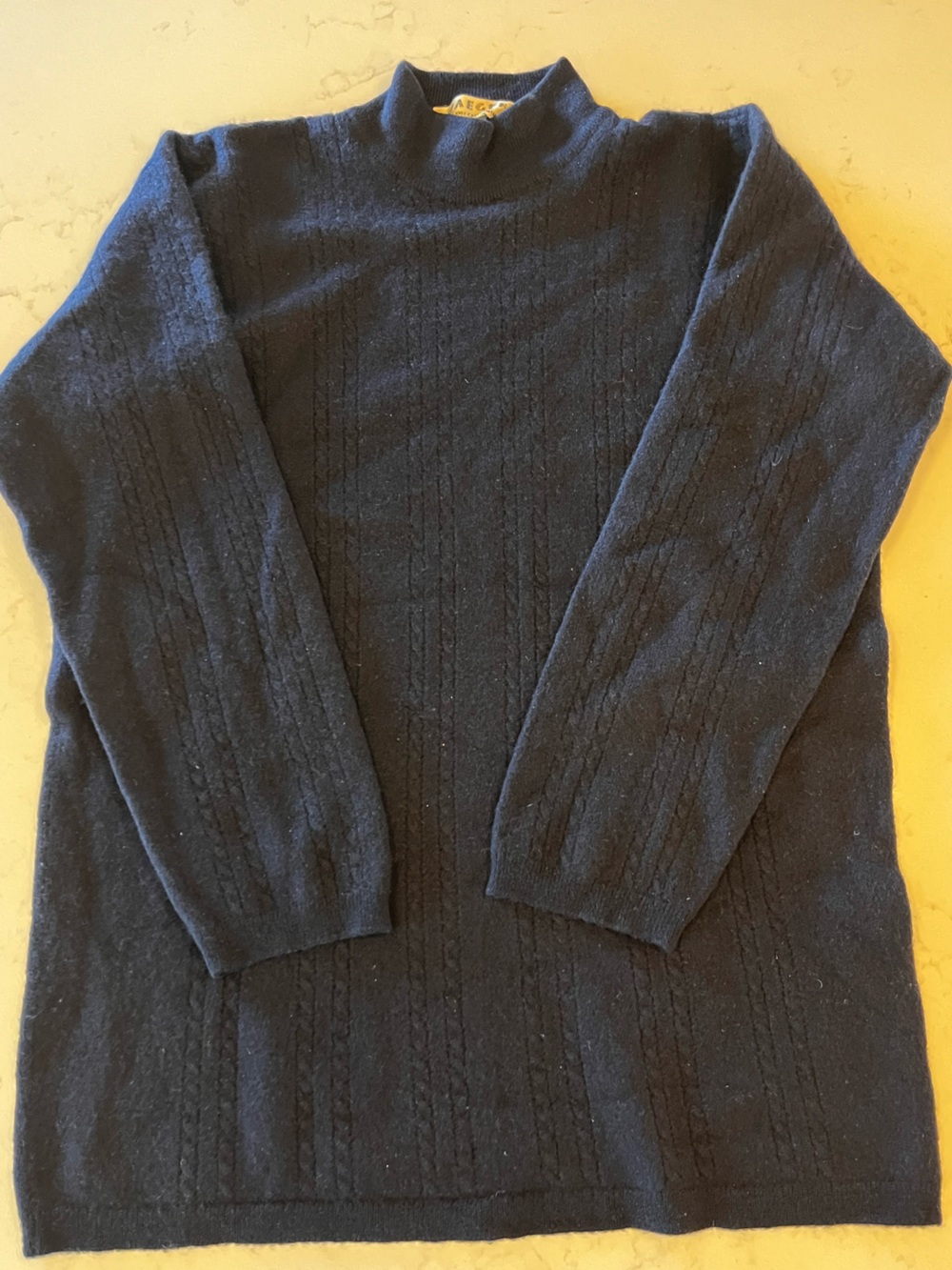 Vintage JAEGER 100% Cashmere Cable Knit Sweater - Made in Great Britain - Size S